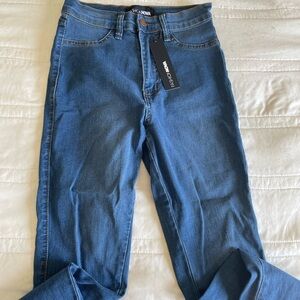 Fashion Nova skinny jeans NEW